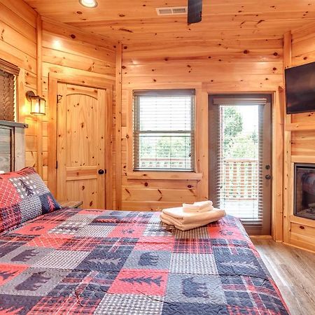 Gatlinburg Cabin With Private Hot Tub By Staycating Exterior photo