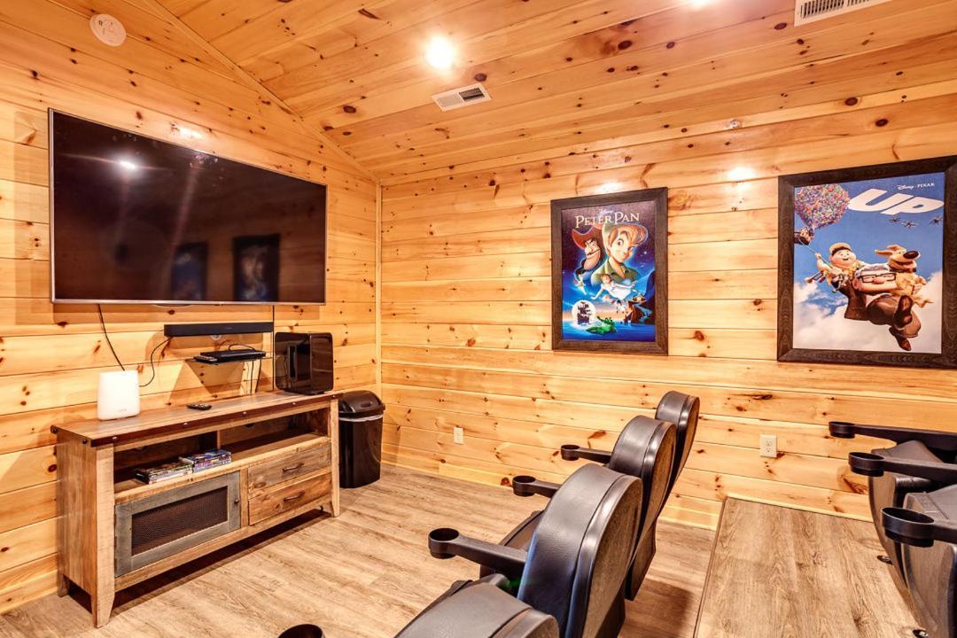 Gatlinburg Cabin With Private Hot Tub By Staycating Exterior photo